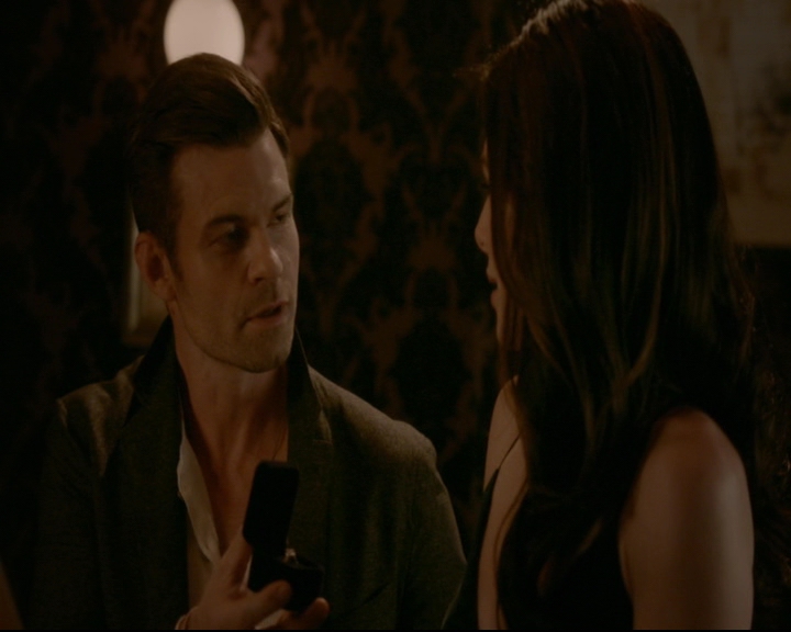 vampirediariesworld-dot-nl_TheOriginals5x03NeMeQuittePas06563.jpg