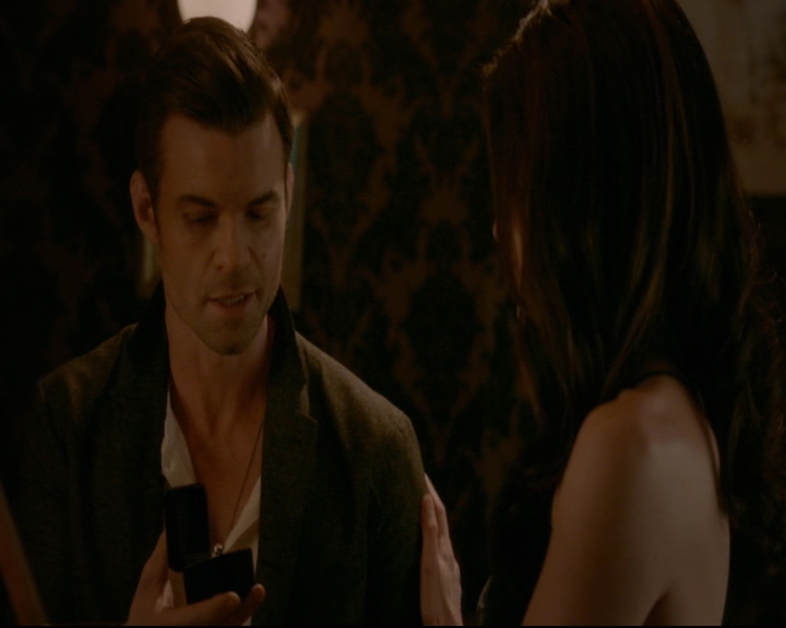 vampirediariesworld-dot-nl_TheOriginals5x03NeMeQuittePas06568.jpg