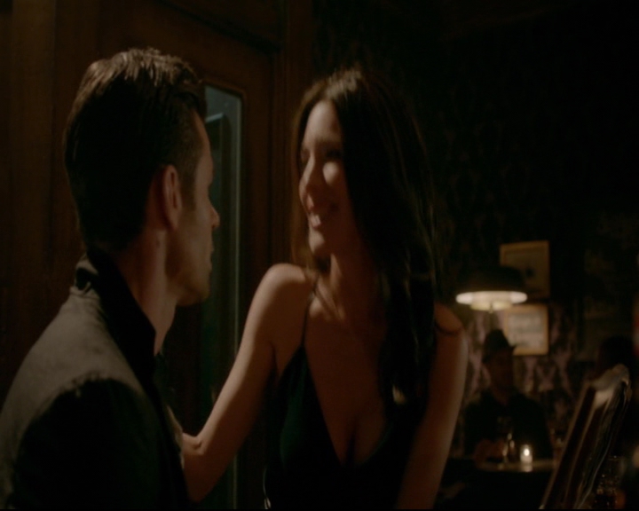 vampirediariesworld-dot-nl_TheOriginals5x03NeMeQuittePas06571.jpg