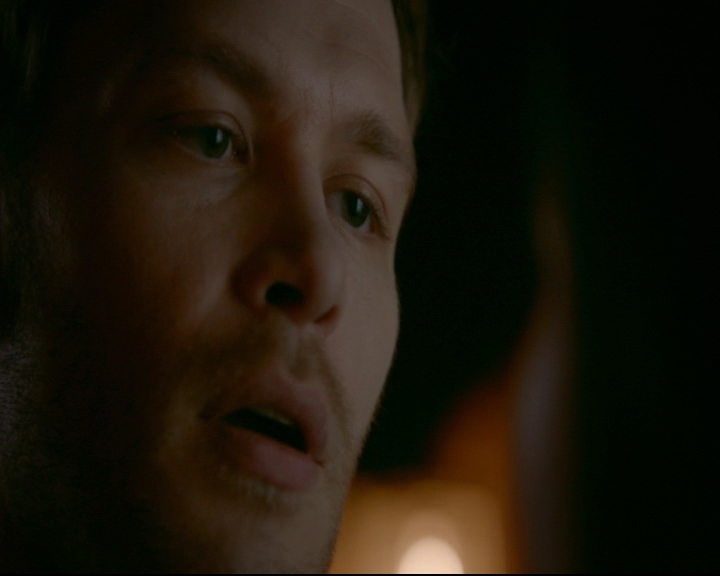 vampirediariesworld-dot-nl_TheOriginals5x03NeMeQuittePas06636.jpg