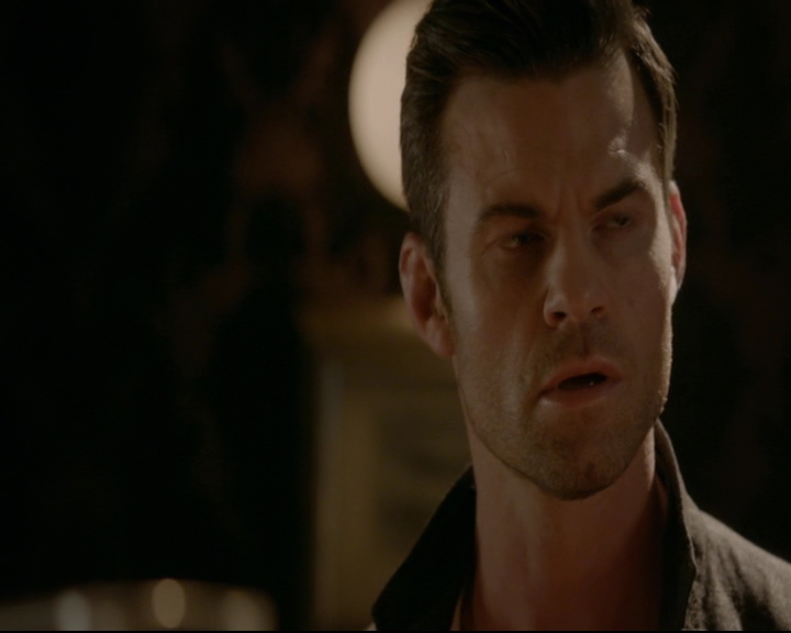 vampirediariesworld-dot-nl_TheOriginals5x03NeMeQuittePas06666.jpg