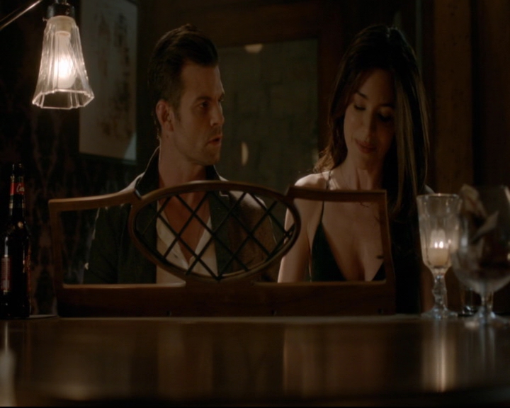 vampirediariesworld-dot-nl_TheOriginals5x03NeMeQuittePas06678.jpg