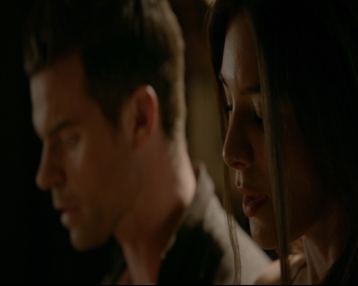 vampirediariesworld-dot-nl_TheOriginals5x03NeMeQuittePas06715.jpg