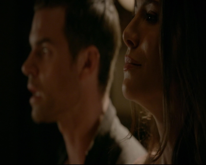 vampirediariesworld-dot-nl_TheOriginals5x03NeMeQuittePas06717.jpg