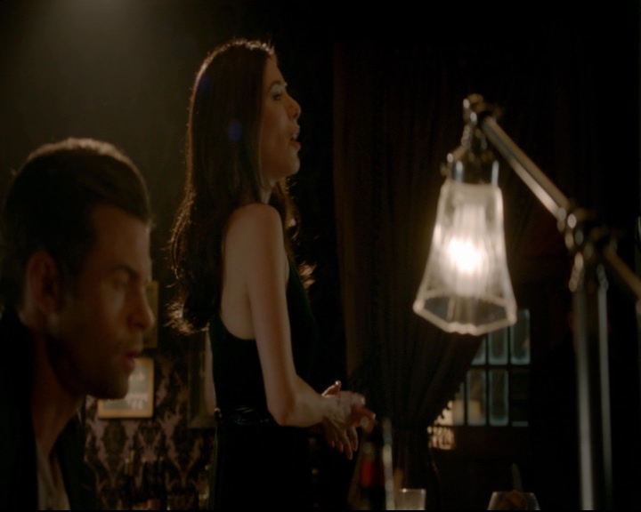 vampirediariesworld-dot-nl_TheOriginals5x03NeMeQuittePas06730.jpg