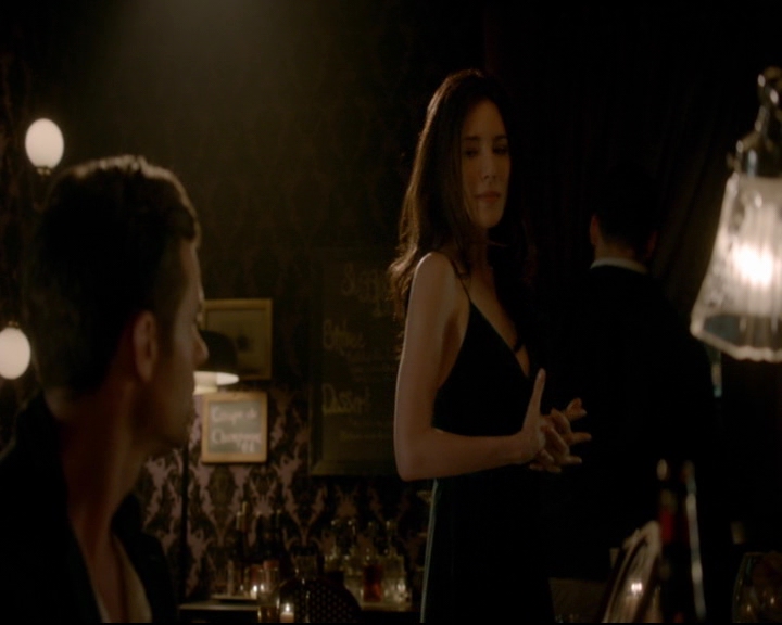 vampirediariesworld-dot-nl_TheOriginals5x03NeMeQuittePas06737.jpg