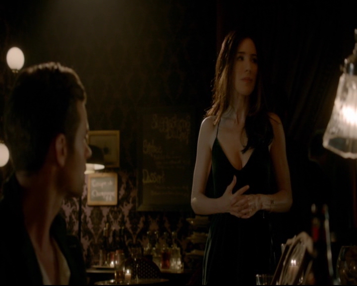 vampirediariesworld-dot-nl_TheOriginals5x03NeMeQuittePas06739.jpg