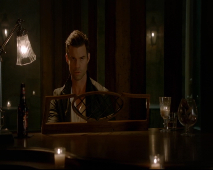 vampirediariesworld-dot-nl_TheOriginals5x03NeMeQuittePas06749.jpg