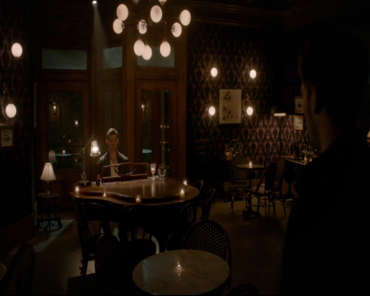 vampirediariesworld-dot-nl_TheOriginals5x03NeMeQuittePas06765.jpg