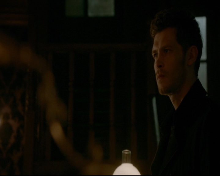 vampirediariesworld-dot-nl_TheOriginals5x03NeMeQuittePas06768.jpg