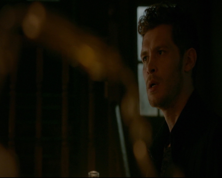 vampirediariesworld-dot-nl_TheOriginals5x03NeMeQuittePas06774.jpg