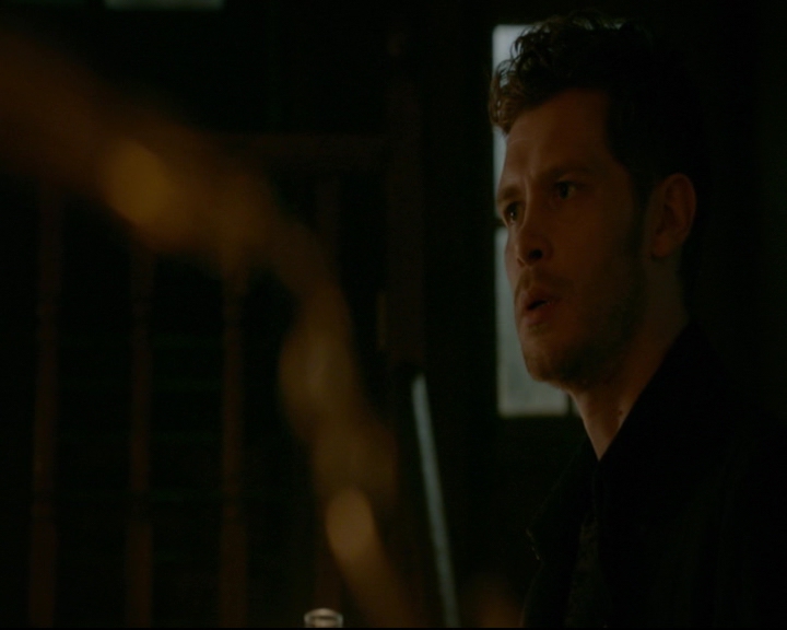 vampirediariesworld-dot-nl_TheOriginals5x03NeMeQuittePas06776.jpg