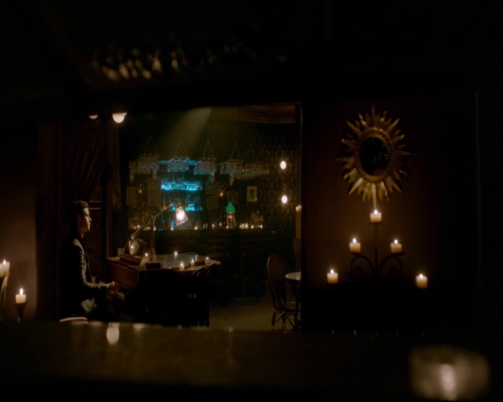 vampirediariesworld-dot-nl_TheOriginals5x03NeMeQuittePas06787.jpg