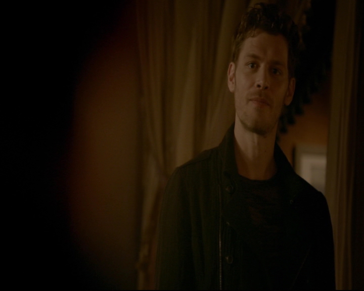 vampirediariesworld-dot-nl_TheOriginals5x03NeMeQuittePas06799.jpg