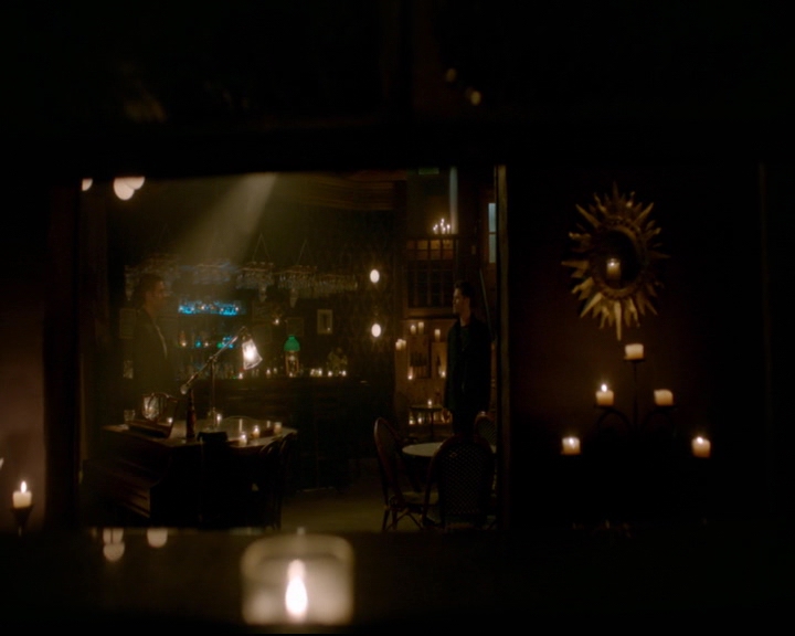 vampirediariesworld-dot-nl_TheOriginals5x03NeMeQuittePas06811.jpg