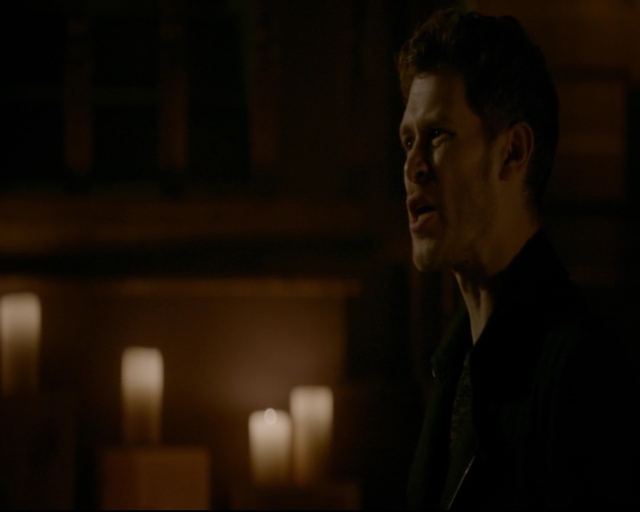 vampirediariesworld-dot-nl_TheOriginals5x03NeMeQuittePas06816.jpg