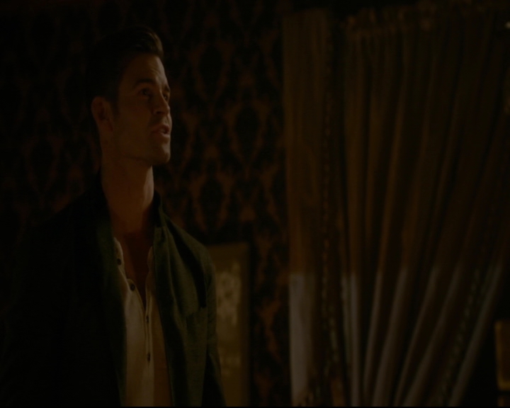 vampirediariesworld-dot-nl_TheOriginals5x03NeMeQuittePas06819.jpg