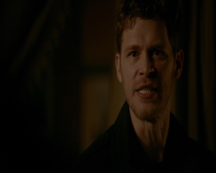 vampirediariesworld-dot-nl_TheOriginals5x03NeMeQuittePas06821.jpg