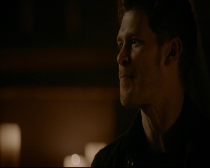 vampirediariesworld-dot-nl_TheOriginals5x03NeMeQuittePas06826.jpg