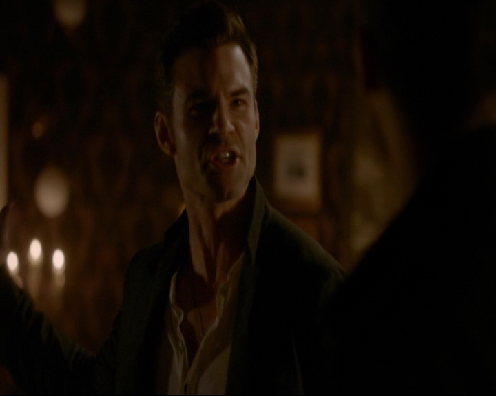 vampirediariesworld-dot-nl_TheOriginals5x03NeMeQuittePas06830.jpg