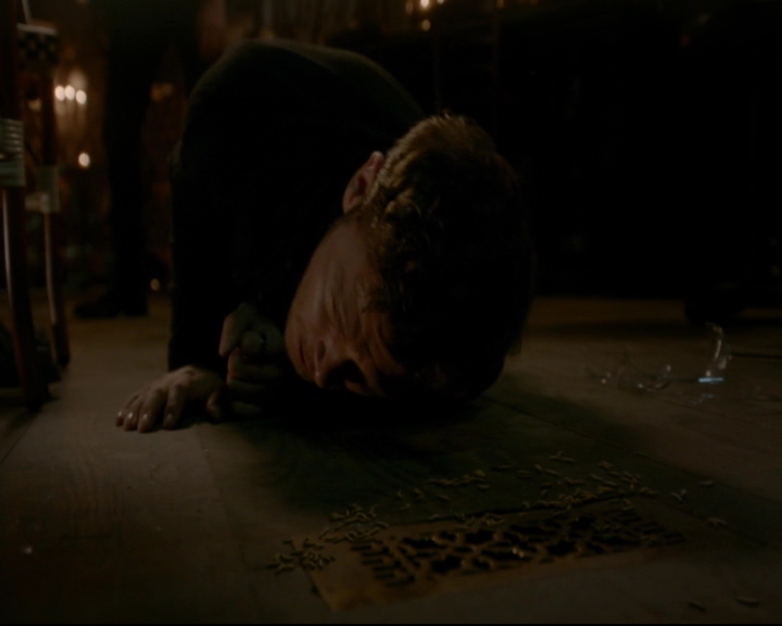 vampirediariesworld-dot-nl_TheOriginals5x03NeMeQuittePas06844.jpg