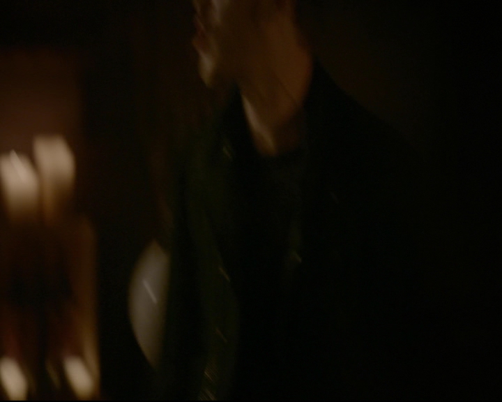 vampirediariesworld-dot-nl_TheOriginals5x03NeMeQuittePas06853.jpg