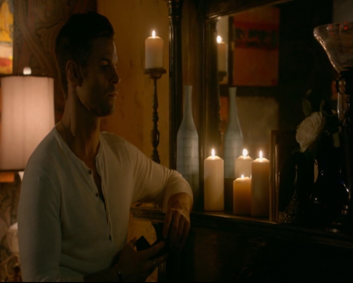 vampirediariesworld-dot-nl_TheOriginals5x03NeMeQuittePas07137.jpg