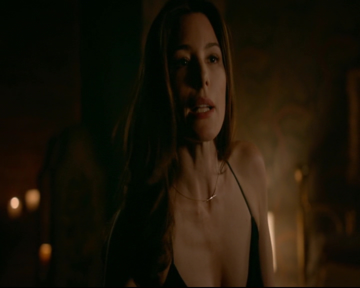 vampirediariesworld-dot-nl_TheOriginals5x03NeMeQuittePas07139.jpg