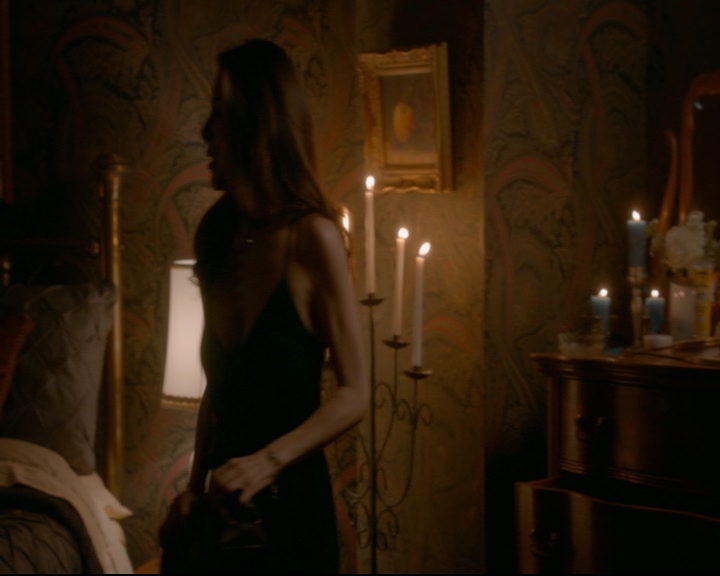 vampirediariesworld-dot-nl_TheOriginals5x03NeMeQuittePas07146.jpg