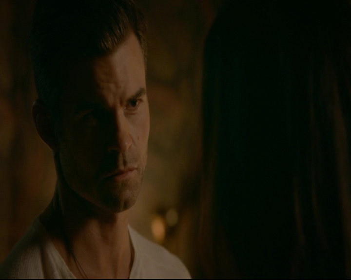 vampirediariesworld-dot-nl_TheOriginals5x03NeMeQuittePas07226.jpg