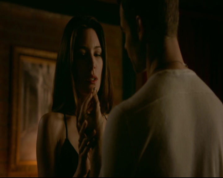 vampirediariesworld-dot-nl_TheOriginals5x03NeMeQuittePas07319.jpg