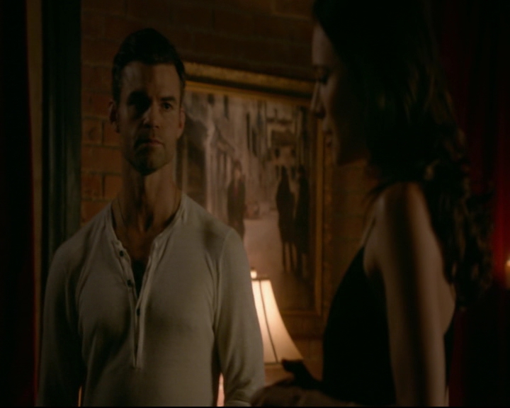 vampirediariesworld-dot-nl_TheOriginals5x03NeMeQuittePas07338.jpg