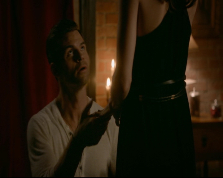 vampirediariesworld-dot-nl_TheOriginals5x03NeMeQuittePas07351.jpg