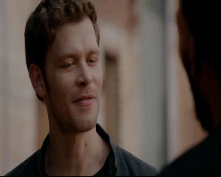 vampirediariesworld-dot-nl_TheOriginals5x04BetweenTheDevilAndTheDeepBlueSea00074.jpg