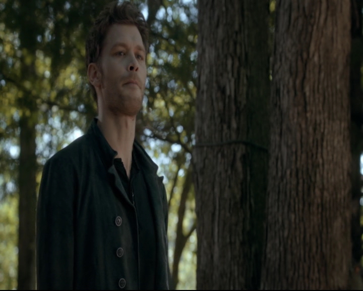 vampirediariesworld-dot-nl_TheOriginals5x04BetweenTheDevilAndTheDeepBlueSea00108.jpg