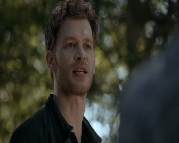 vampirediariesworld-dot-nl_TheOriginals5x04BetweenTheDevilAndTheDeepBlueSea00120.jpg