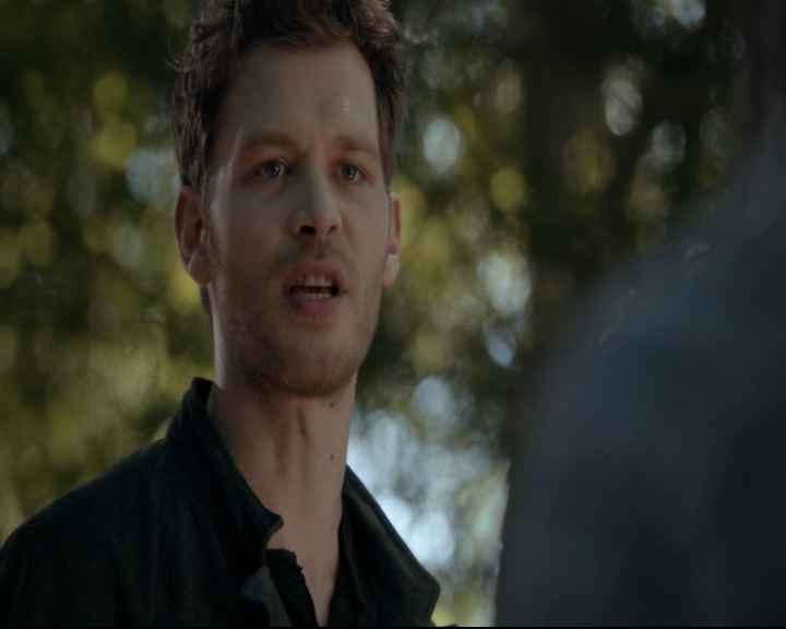 vampirediariesworld-dot-nl_TheOriginals5x04BetweenTheDevilAndTheDeepBlueSea00128.jpg