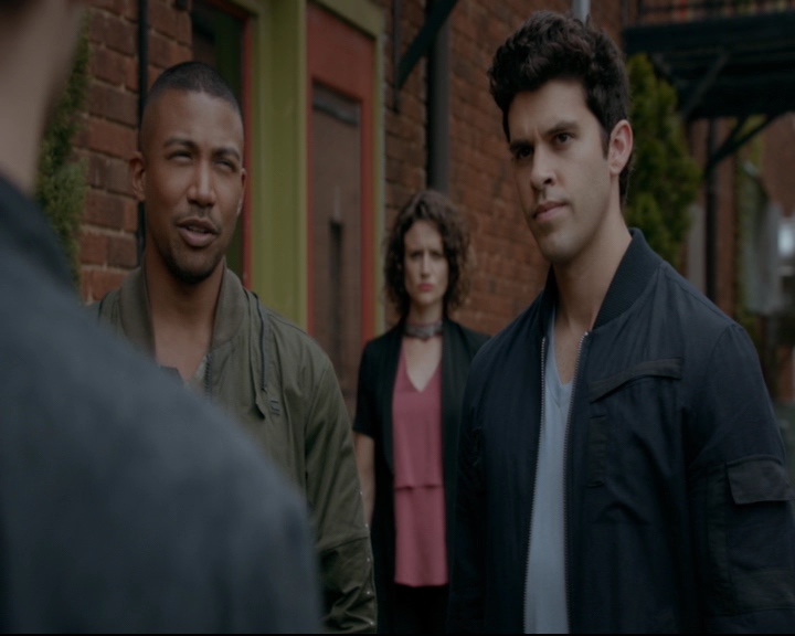 vampirediariesworld-dot-nl_TheOriginals5x04BetweenTheDevilAndTheDeepBlueSea00134.jpg