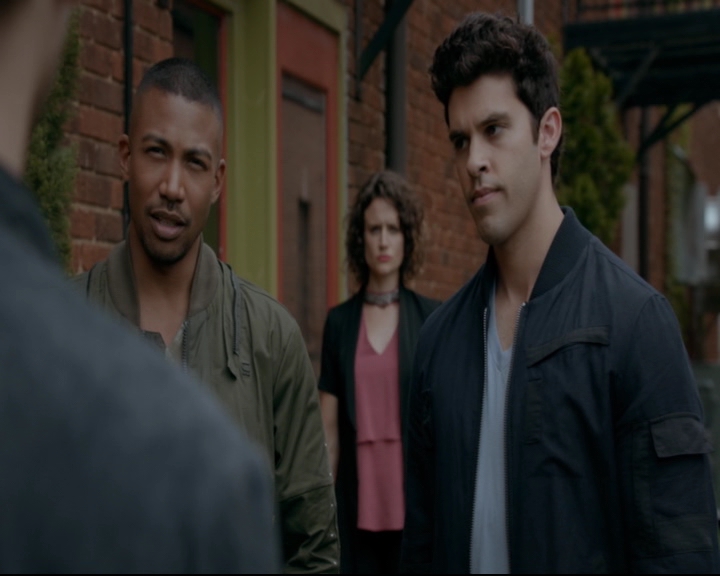 vampirediariesworld-dot-nl_TheOriginals5x04BetweenTheDevilAndTheDeepBlueSea00137.jpg