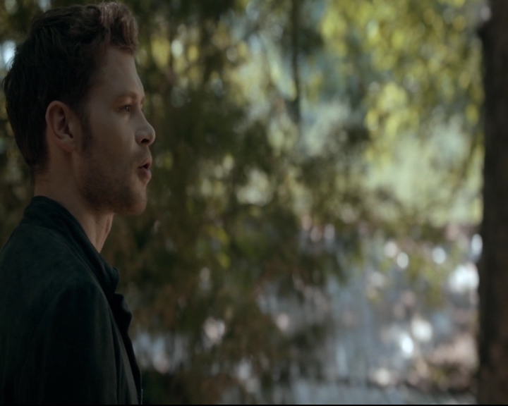 vampirediariesworld-dot-nl_TheOriginals5x04BetweenTheDevilAndTheDeepBlueSea00162.jpg