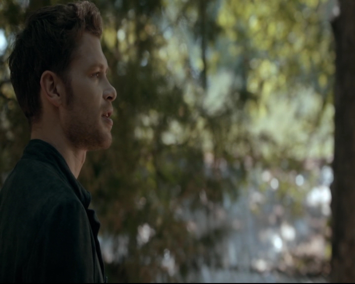 vampirediariesworld-dot-nl_TheOriginals5x04BetweenTheDevilAndTheDeepBlueSea00164.jpg