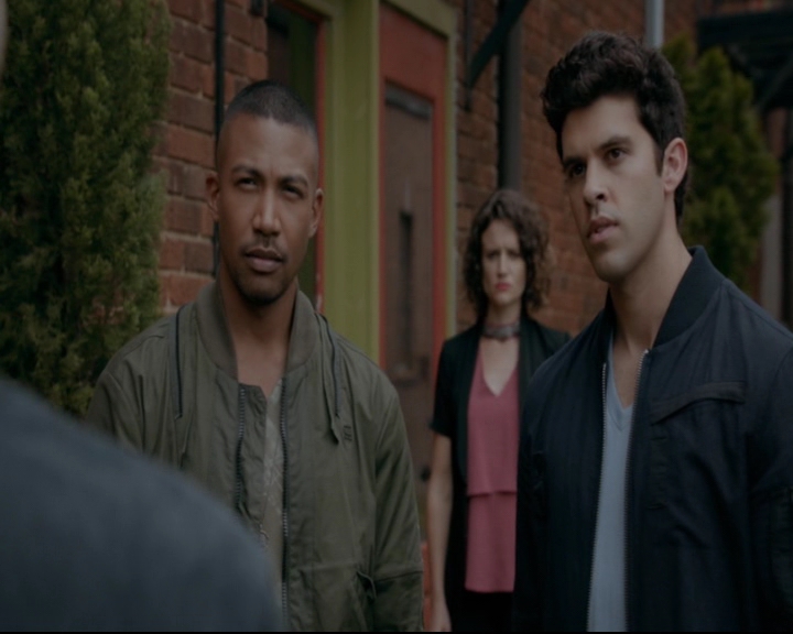 vampirediariesworld-dot-nl_TheOriginals5x04BetweenTheDevilAndTheDeepBlueSea00169.jpg