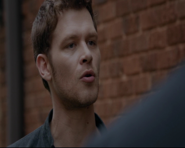 vampirediariesworld-dot-nl_TheOriginals5x04BetweenTheDevilAndTheDeepBlueSea00170.jpg