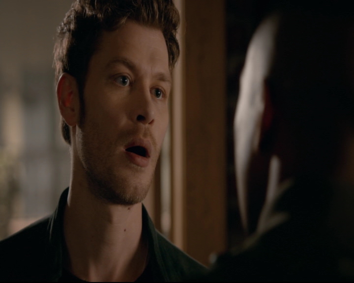 vampirediariesworld-dot-nl_TheOriginals5x04BetweenTheDevilAndTheDeepBlueSea00198.jpg