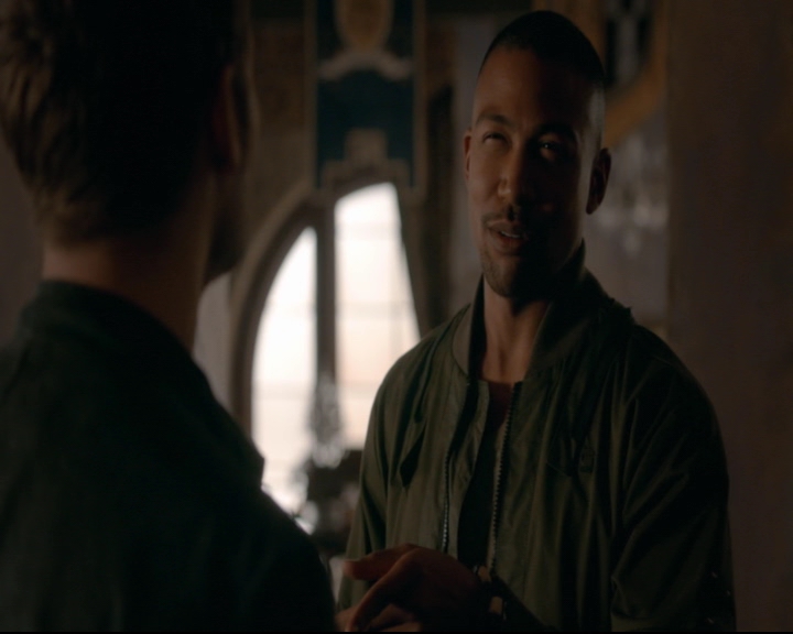 vampirediariesworld-dot-nl_TheOriginals5x04BetweenTheDevilAndTheDeepBlueSea00205.jpg