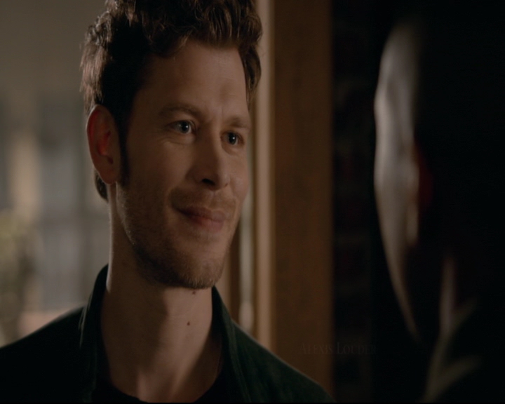 vampirediariesworld-dot-nl_TheOriginals5x04BetweenTheDevilAndTheDeepBlueSea00213.jpg