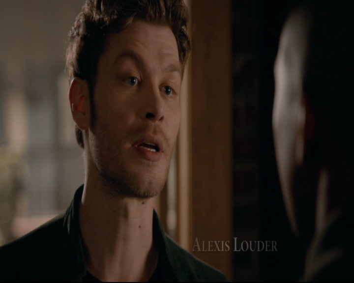 vampirediariesworld-dot-nl_TheOriginals5x04BetweenTheDevilAndTheDeepBlueSea00215.jpg