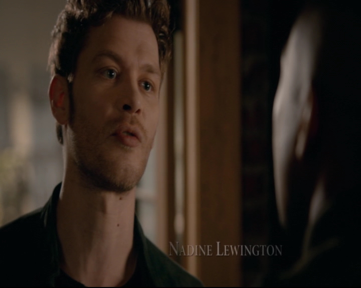 vampirediariesworld-dot-nl_TheOriginals5x04BetweenTheDevilAndTheDeepBlueSea00218.jpg