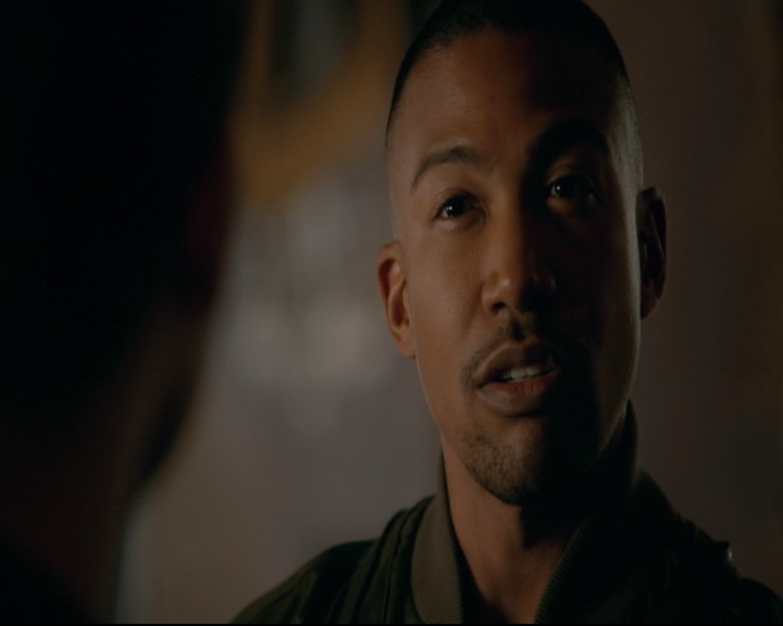 vampirediariesworld-dot-nl_TheOriginals5x04BetweenTheDevilAndTheDeepBlueSea00225.jpg