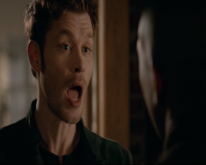 vampirediariesworld-dot-nl_TheOriginals5x04BetweenTheDevilAndTheDeepBlueSea00244.jpg